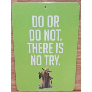 Star Wars set of 2 wall signs sealed.